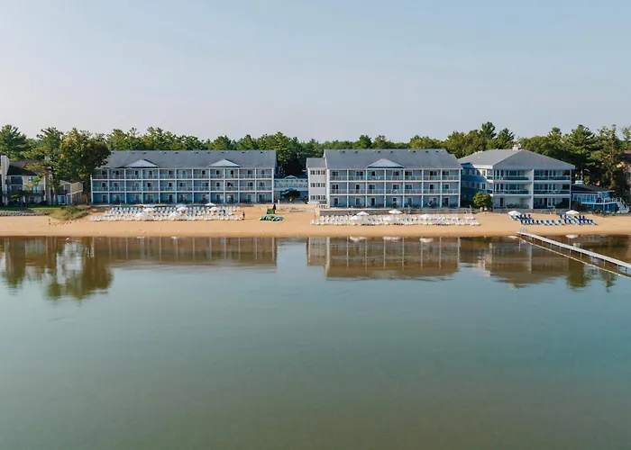 Premier Hotels in Traverse City, Michigan