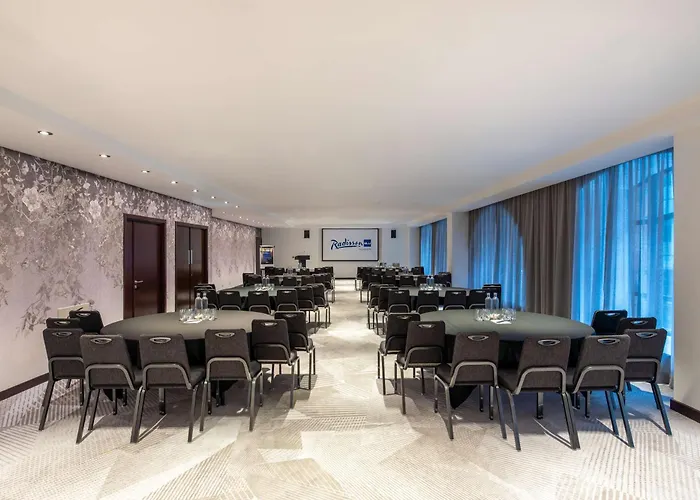 Best Hotels near IKEA Glasgow for Easy Access